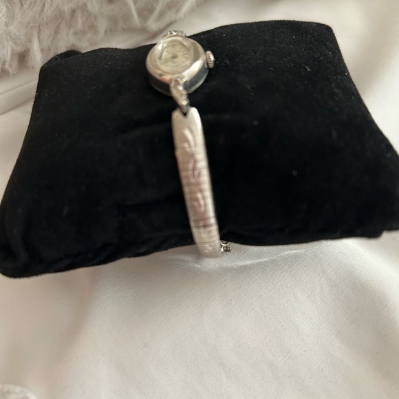 COPY - Vintage Bulova with diamonds - Picture 3 of 8